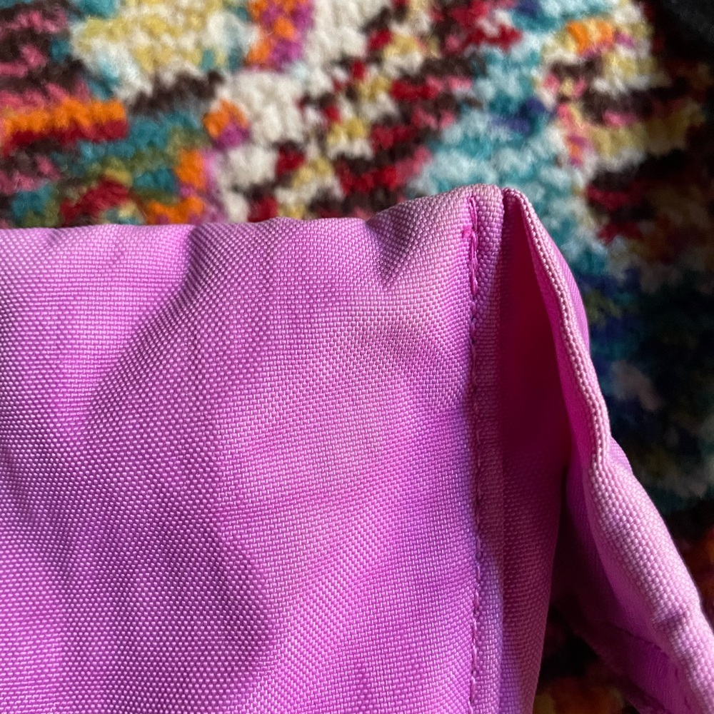 BAGGU Crescent Belt bag in extra pink🩷 - Picture 5 of 7